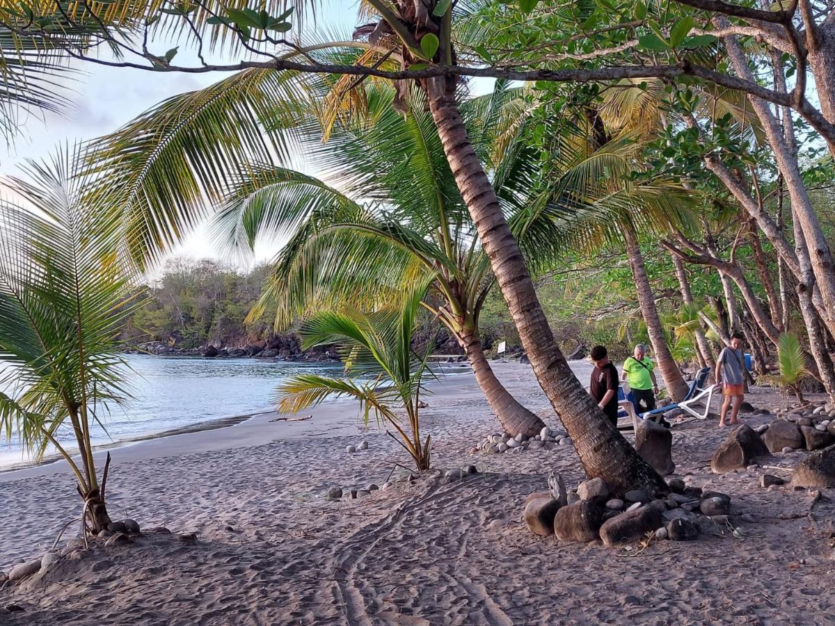 Отель Royal Escape - 1 Anse La Raye Экстерьер фото